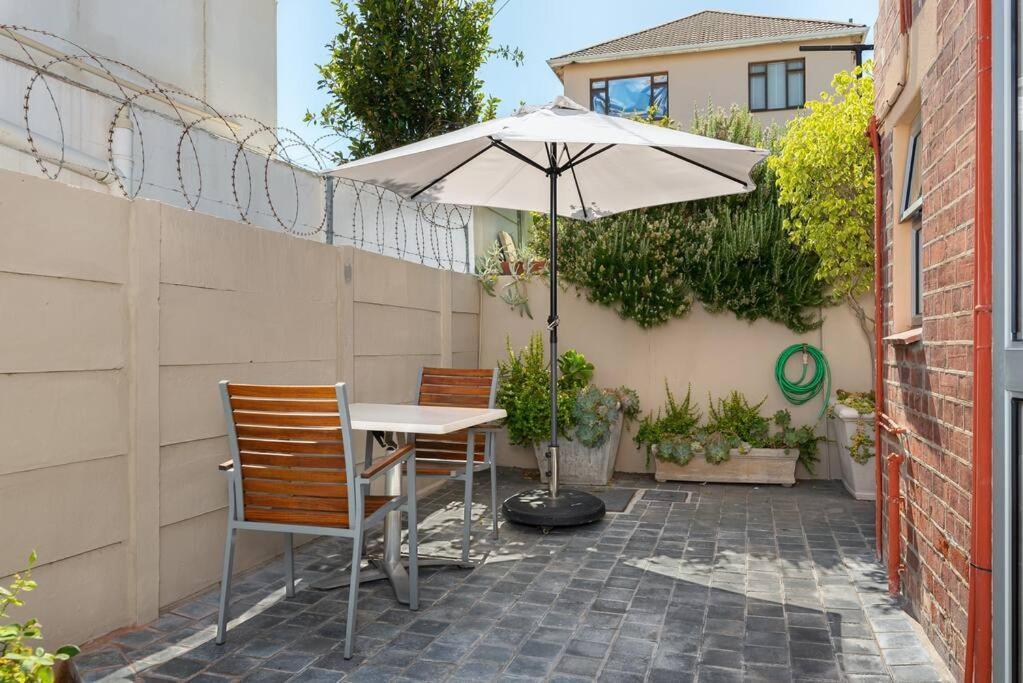 Mount Carmel - Secure, Cozy And Great Location Daire Cape Town Dış mekan fotoğraf